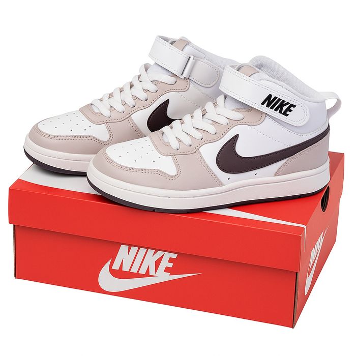 Nike Court Borough Mid