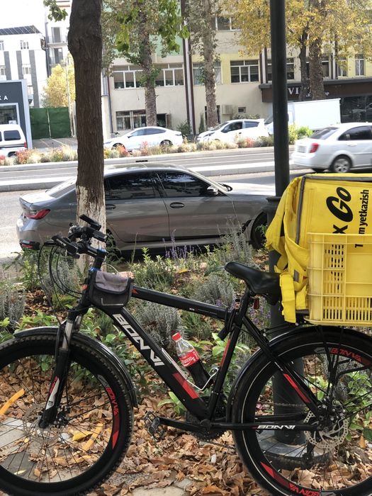 vilosiped srochna sotiladi