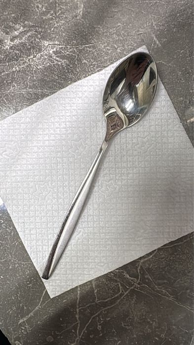 Приборы (ложка, вилька)