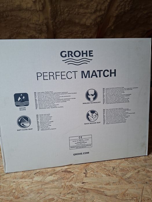 Vând 2 vase wc Grohe Bau noi