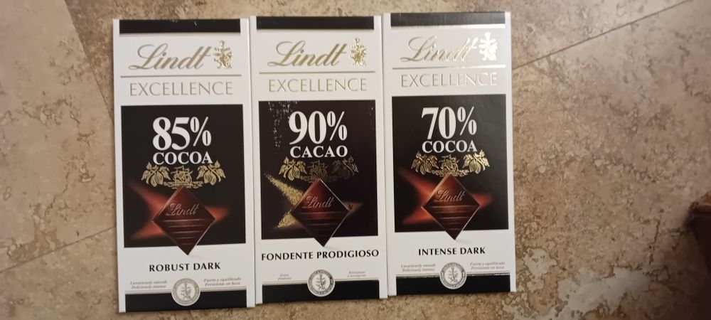 Ciocolate Lindt cu cacao
