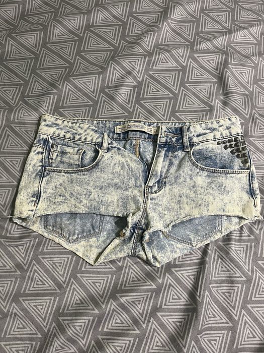 къси  дънкови гащи ZARA