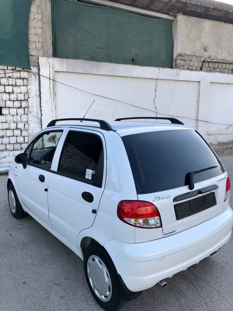 Matiz avtamat 
Avtamat karobka 
Gaz/benzin 
Mator indiyalni 
Kandisani