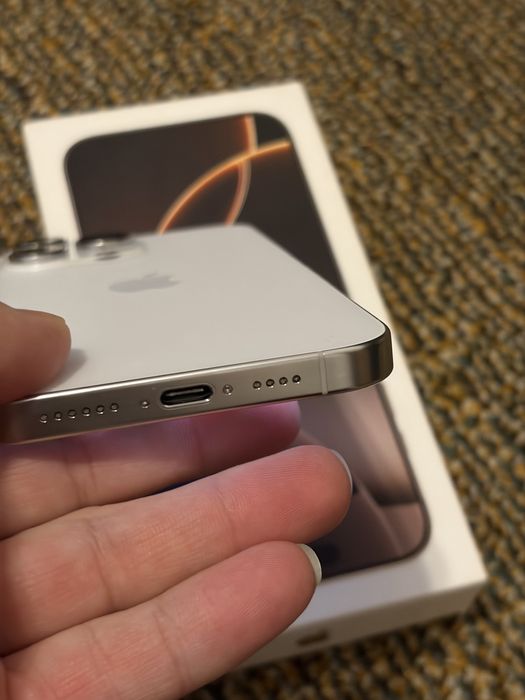 iPhone iPhone iPhone 16 pro max 256 gb baterie 99