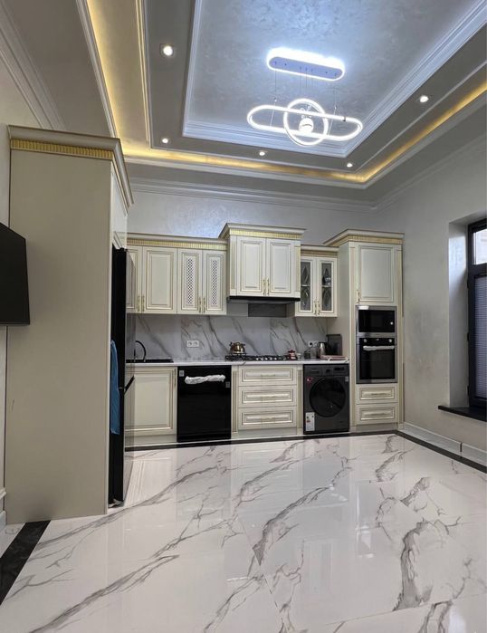 Мўйкургон маҳалласидан евро ҳовли сотилади!