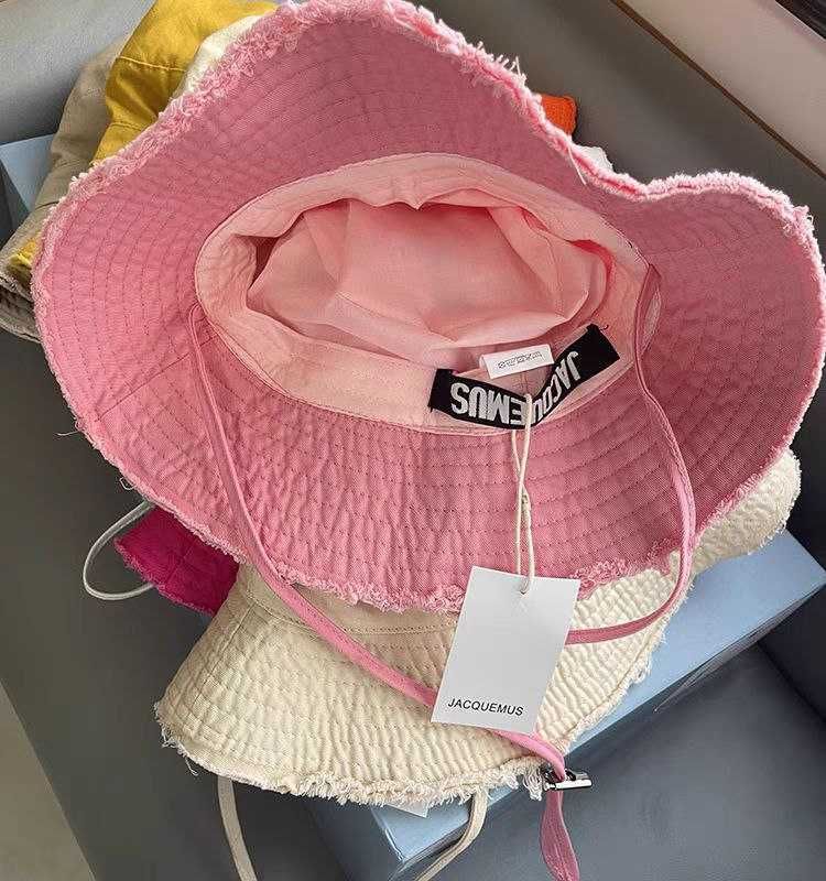 Шапка  Jacquemus