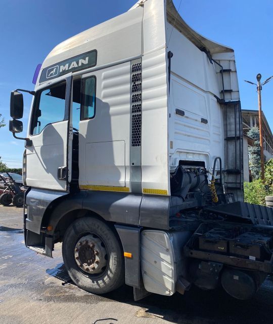 Dezmembrez MAN TGA D 2876 LF04
