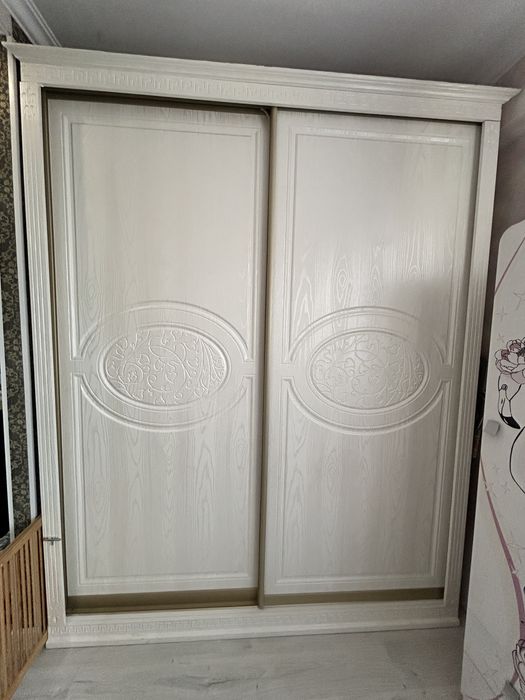Продам Шкаф-купе 2х2,65х55