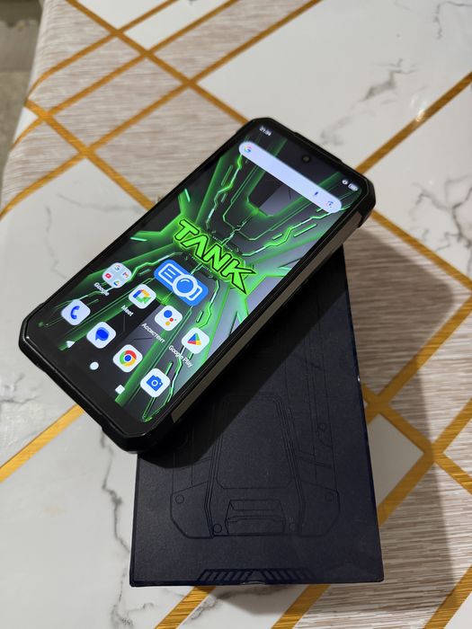 Продам Танк телефон