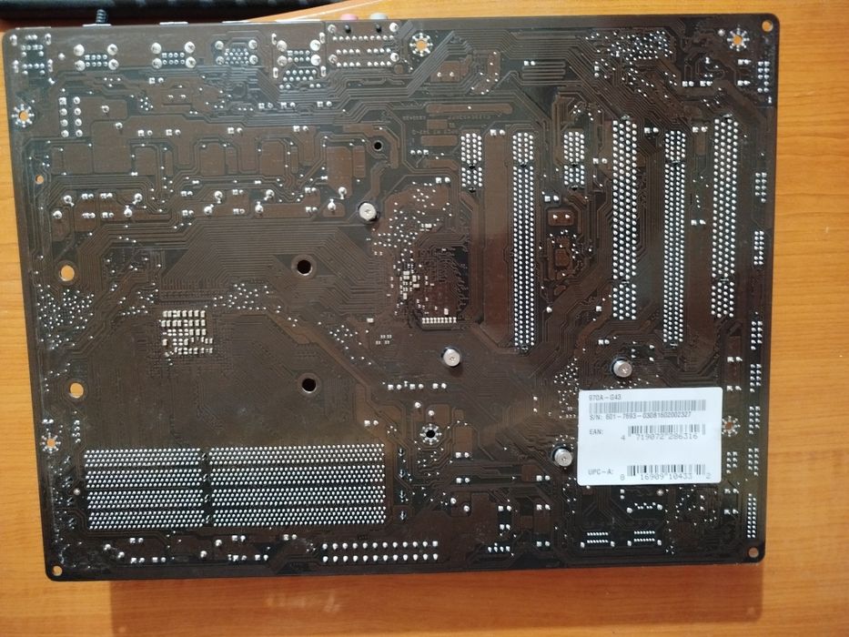 Vând placa PC MSI
