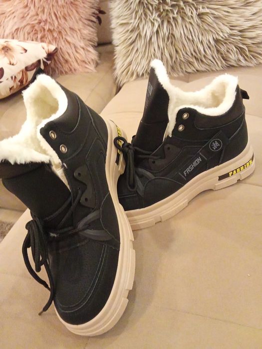 Мъжки зимни топли боти