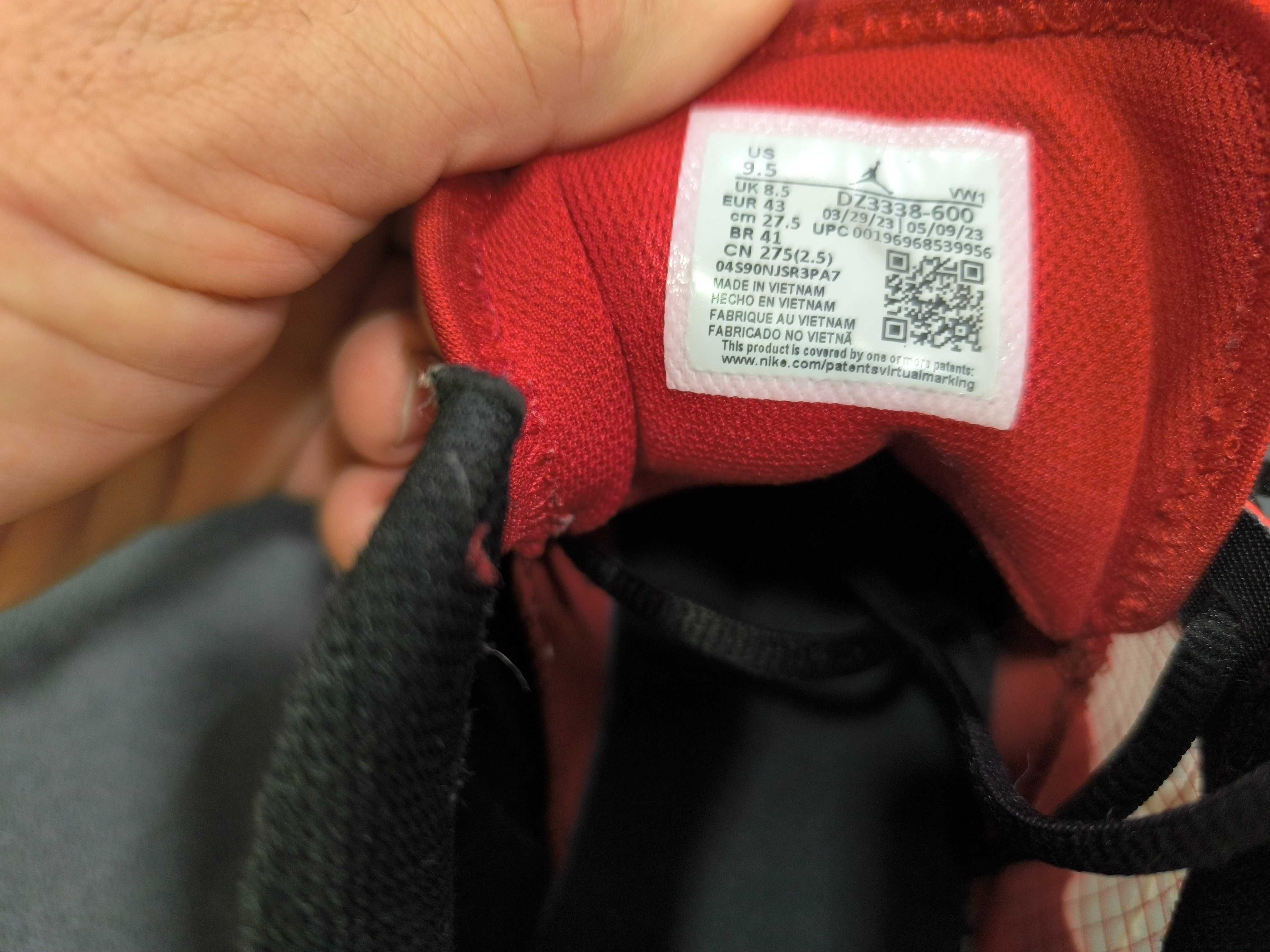 Продавам маратонки Джордан Jordan 43 номер