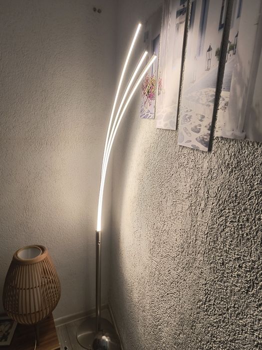 Лампа лампион голяма и красива