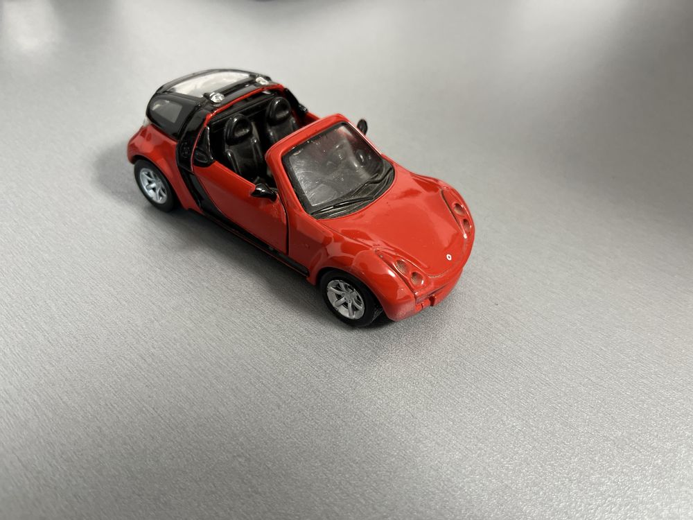 Vând machetă Smart Roadster scale 1/31