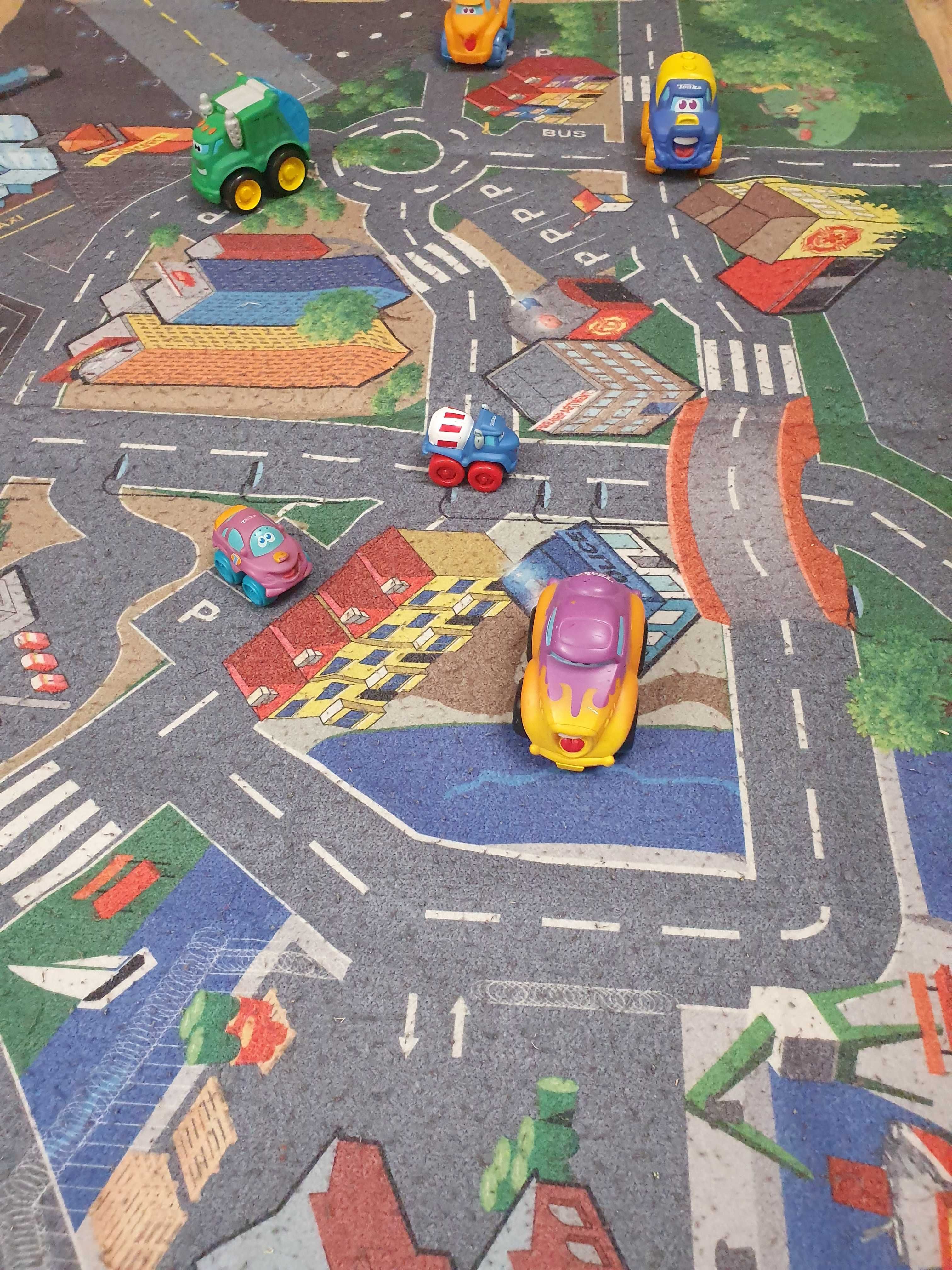 Детски колички "Топка" + килимче с пътища и улици