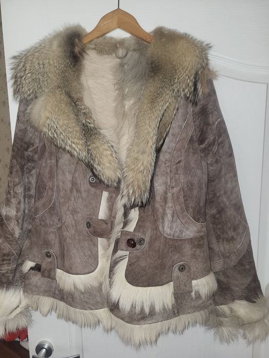 Палта от естествена кожа и яка от лисица