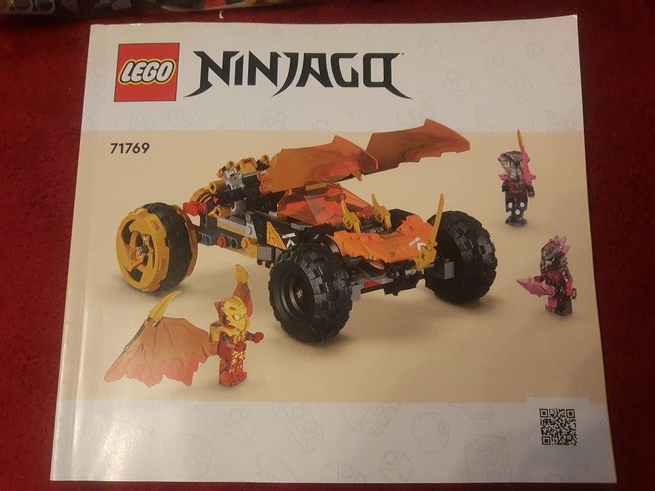 LEGO Ninjago: Masina-Dragon a lui Cole 71769, 8 ani+, 384 piese