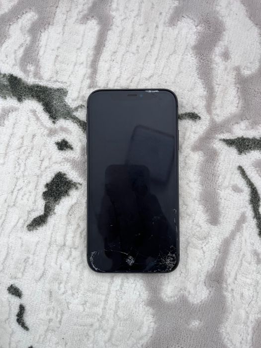 Iphone 11 продам
