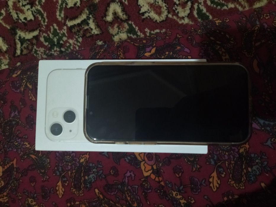 Iphone 13 bor karobka dakumenti bor