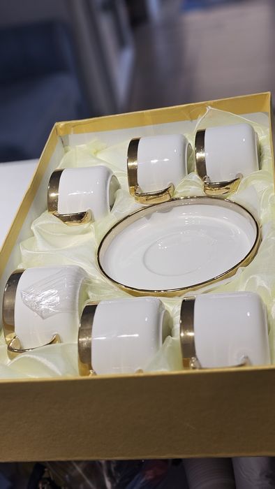 Продам наборы посуды