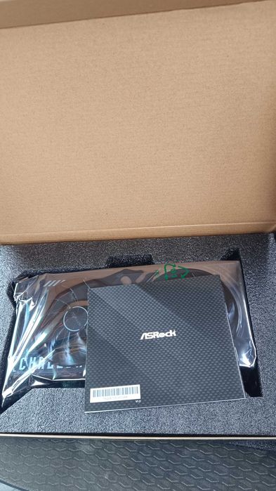 AMD Radeon RX 9060 XT