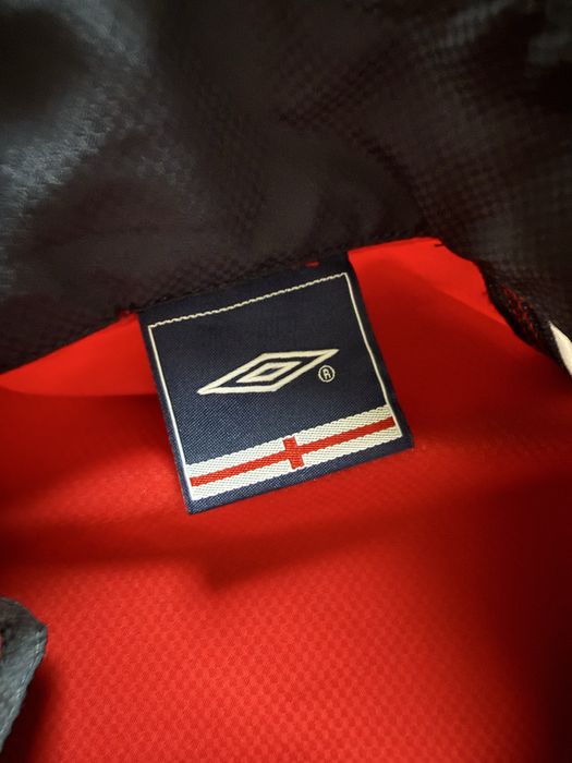 Geaca UMBRO England National Team Rosu Barbari | Marime XXL