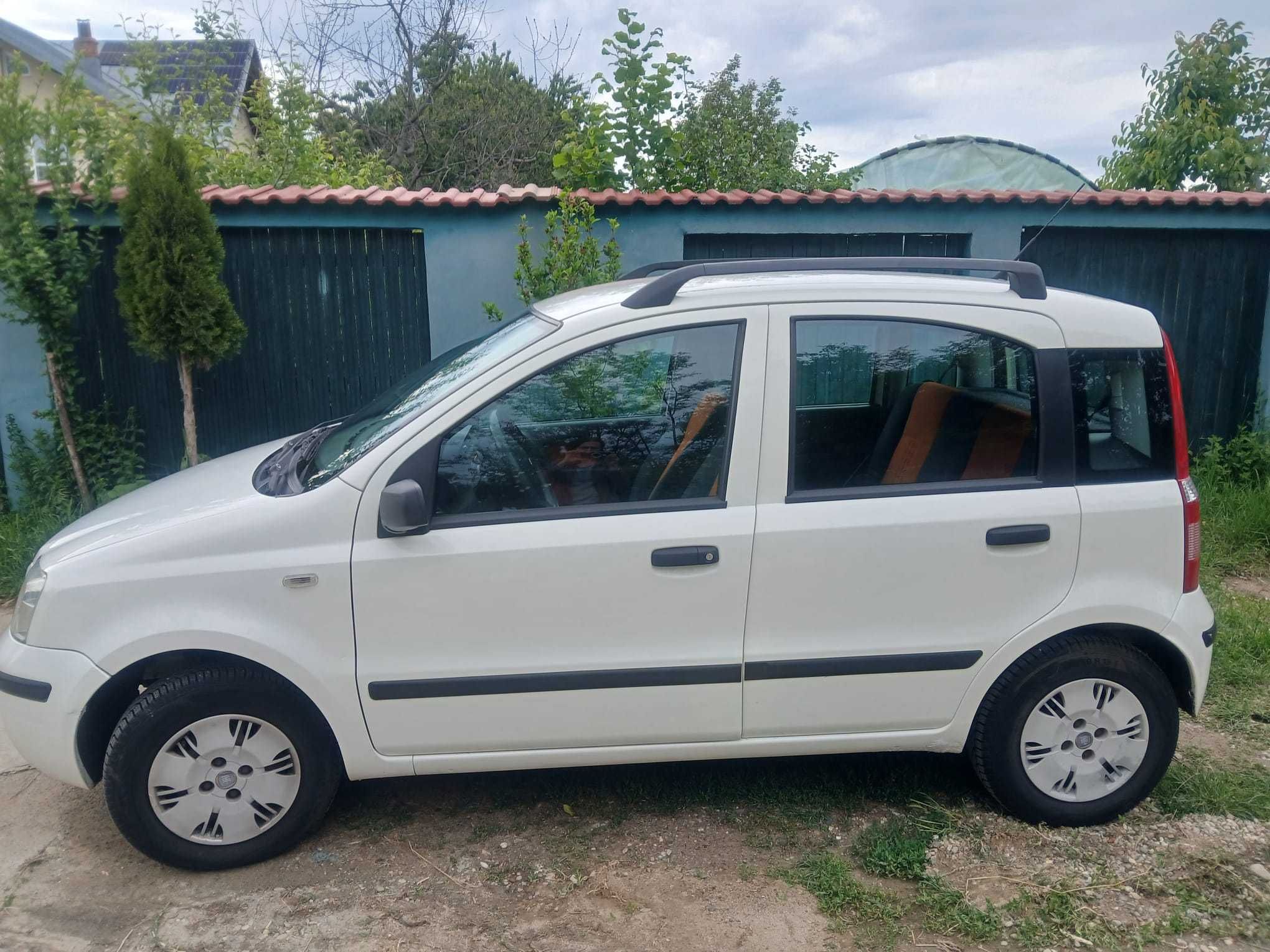 autorurism Fiat Panda