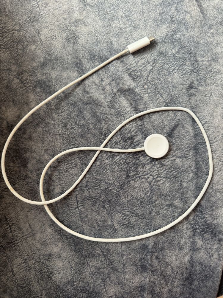 Кабел type C за часовник Apple Watch