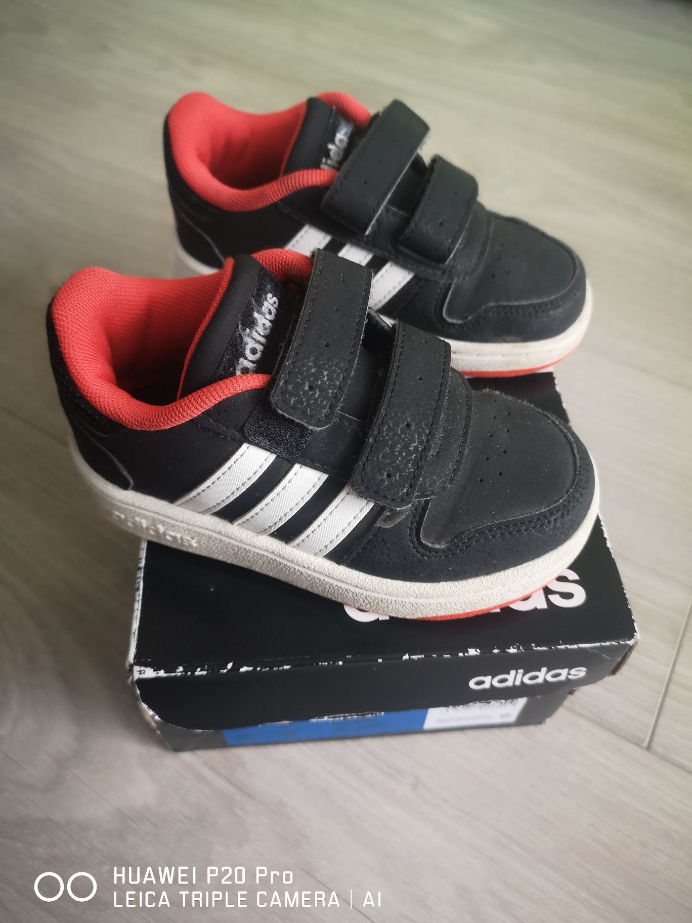 Adidas mărimea 23