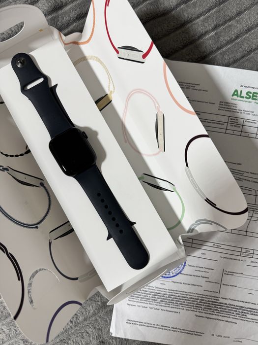 Продам часы Apple Watch 9 серия 41 мм Идеальное состояние