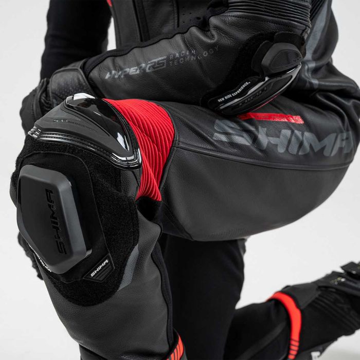 Кожен мото екип SHIMA RS-01 BLACK/RED  1част,гърбица,слайдери