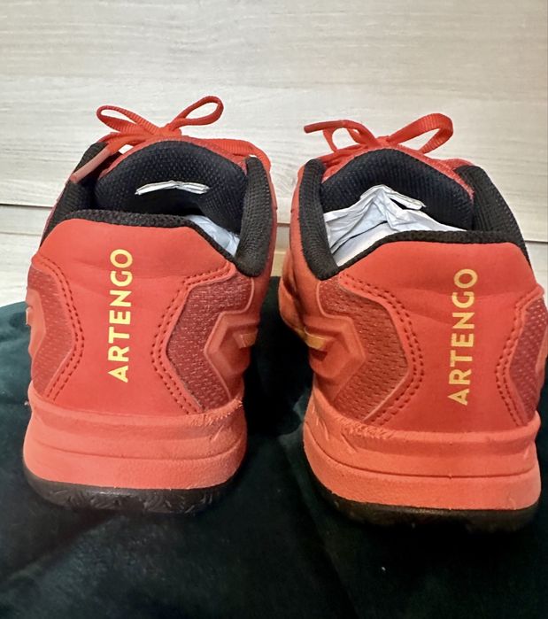 Artengo mar.38 & Wilson Amplifeel mar.43 - pentru tenis