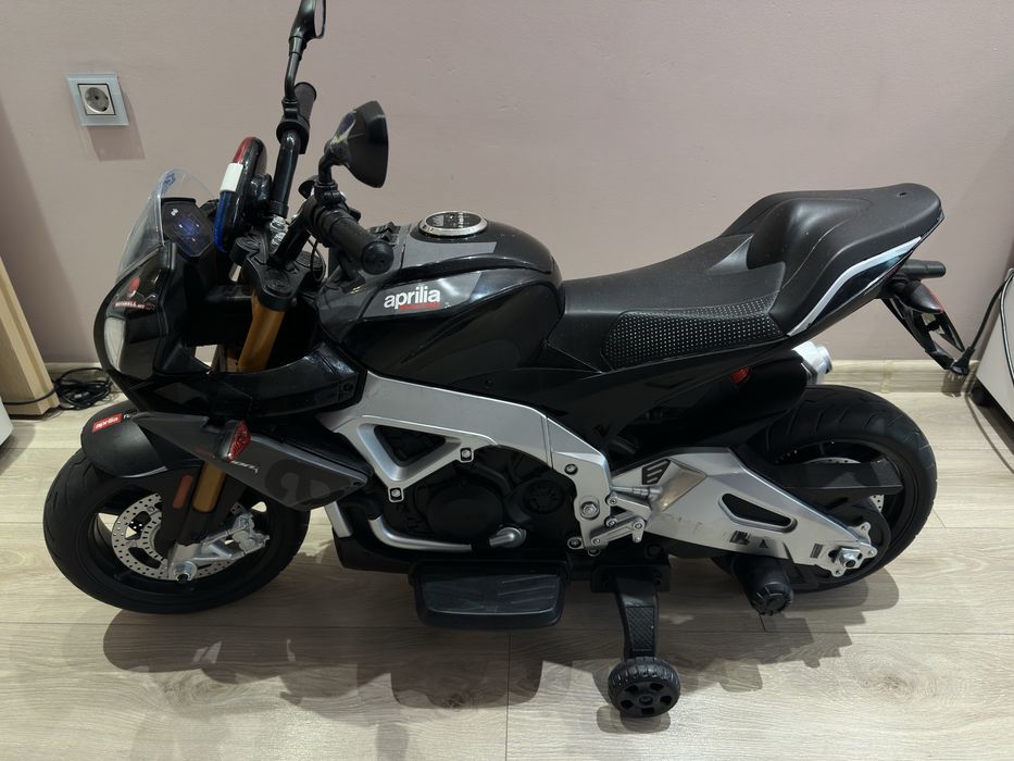 Акумулаторен мотор 12V APRILIA RS660