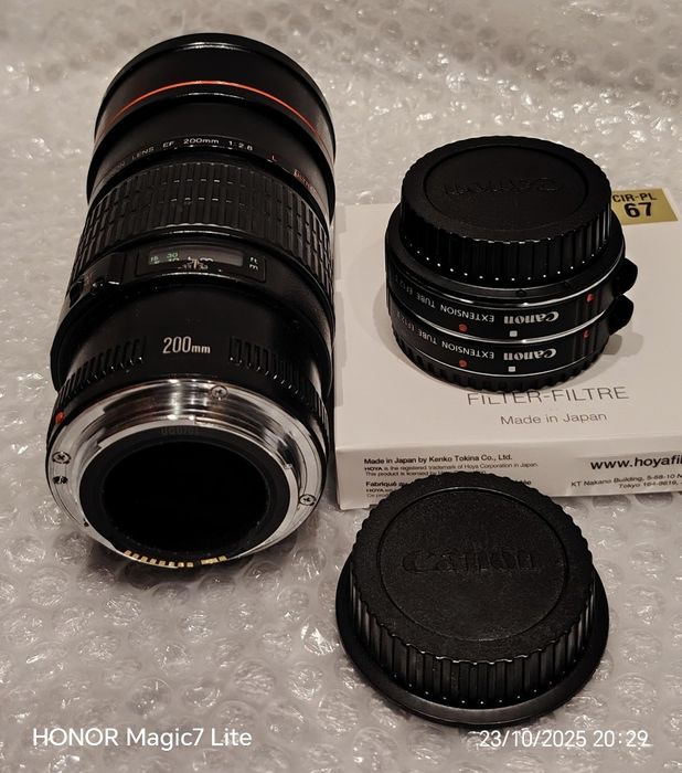 Canon ef 200mm f2. 8 mk1 + filtru  HOYA HD  circ.pol. + 2 x 12ii macro