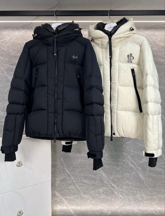 Geaca Moncler puf de gâscă 2025