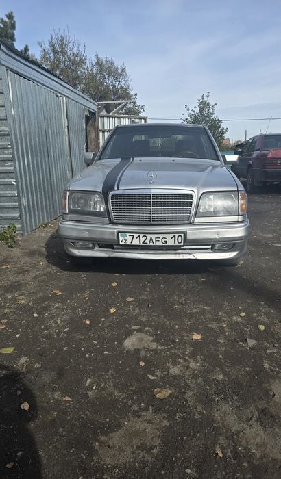 Продам мерседес 124