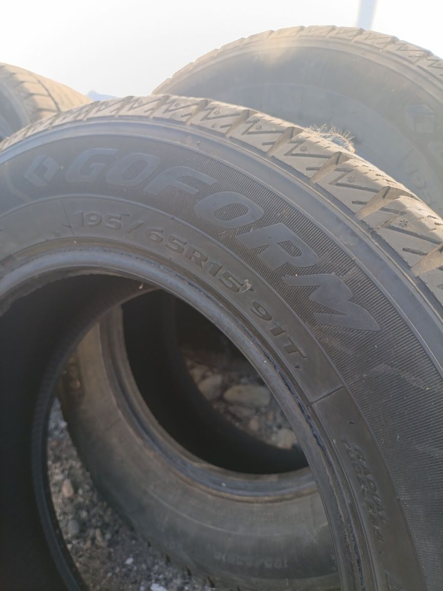 Продам шины Goform