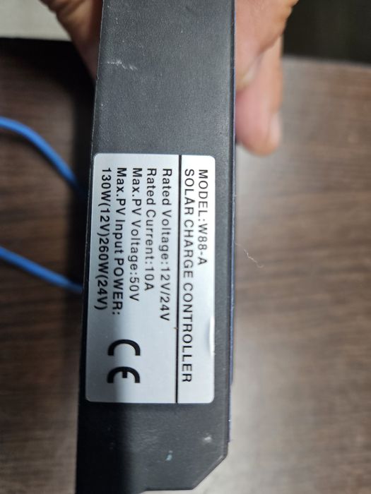 Regulator Controler Solar PWM 10A, 12V24V, 2 X USB Si LCD