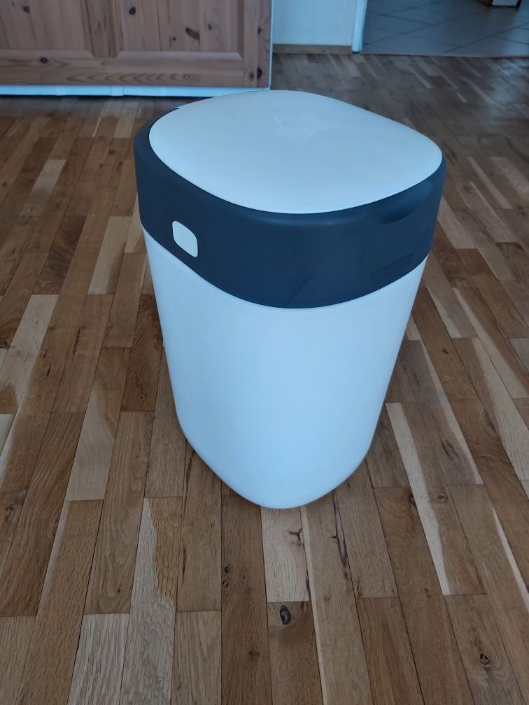 Кош за памперси Tommee Tippee