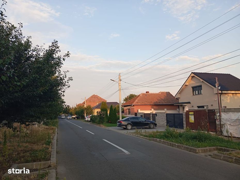Loc de casa in zona Bujac