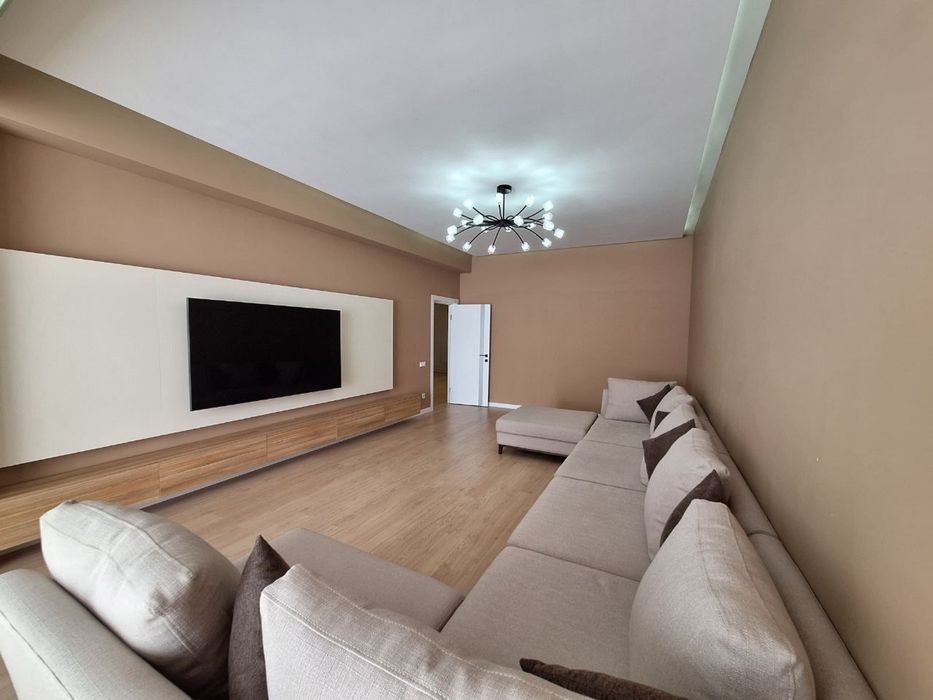 ЖК «Botanica De Luxe»  4/2/5 Площадь: 175 м²