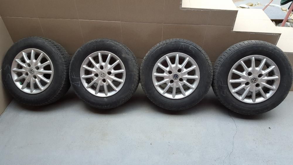 Jante de Aluminiu cu cauciucuri de Vară