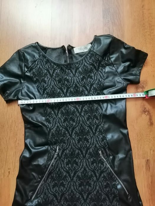 Дамска рокля с кожа