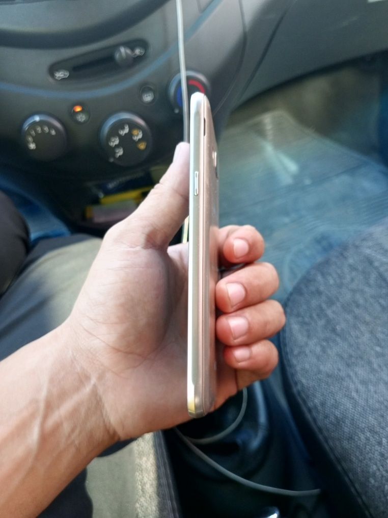 Samsung galaxy J3 6