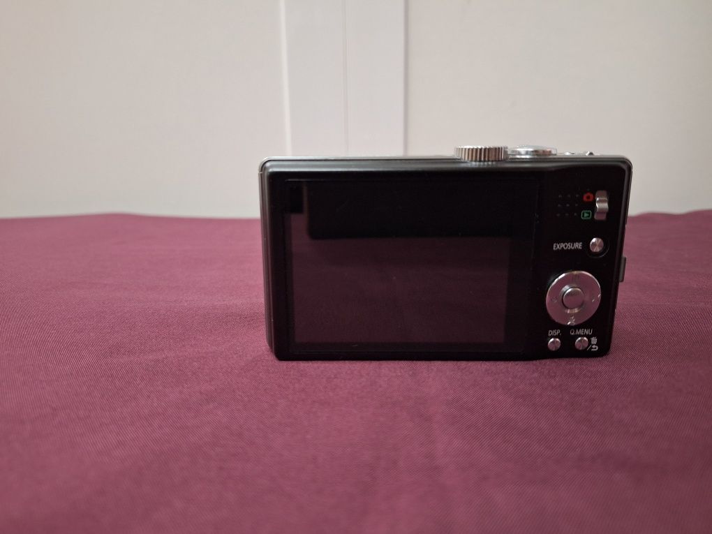 цифров фотоапарат Panasonic LUMIX TZ18 ,Leica обектив