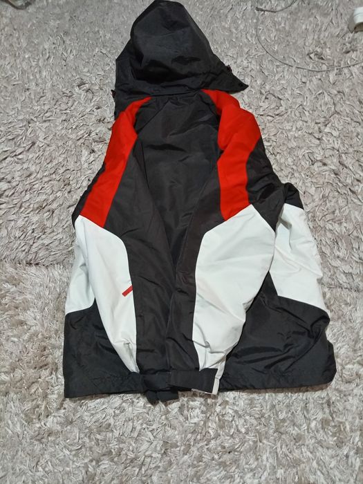 Geaca  wedze cu glugă