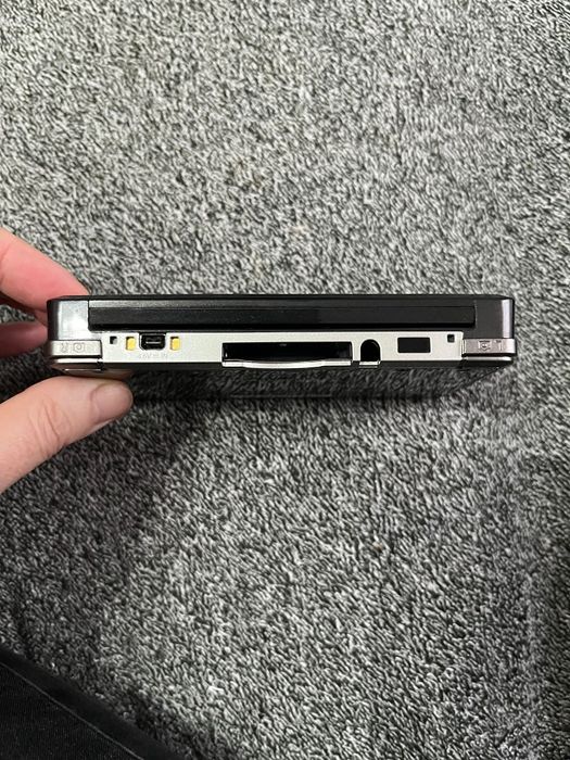 3DS Full Box Modat cu card de 64GB