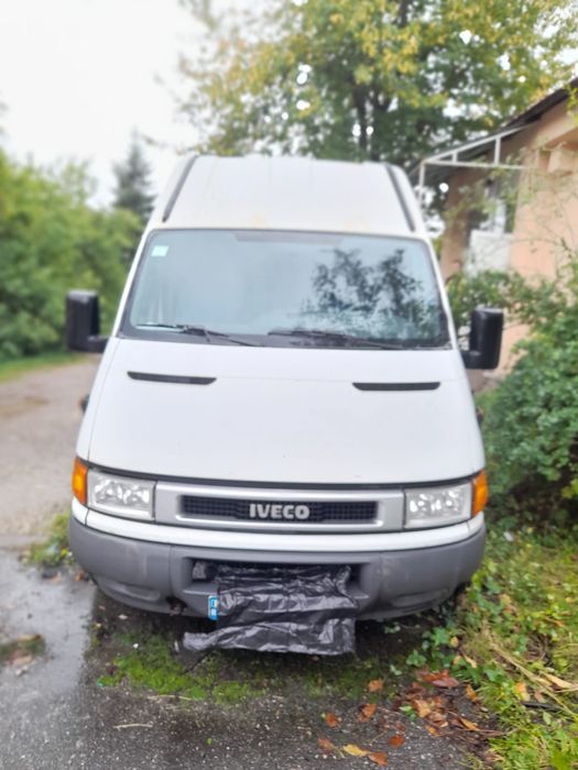 Autoutilitară Iveco Daily 35S1
