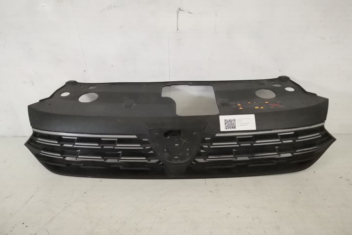 Grila Centrala Radiator Originala In Stare Buna Dacia Logan 3 2020 202