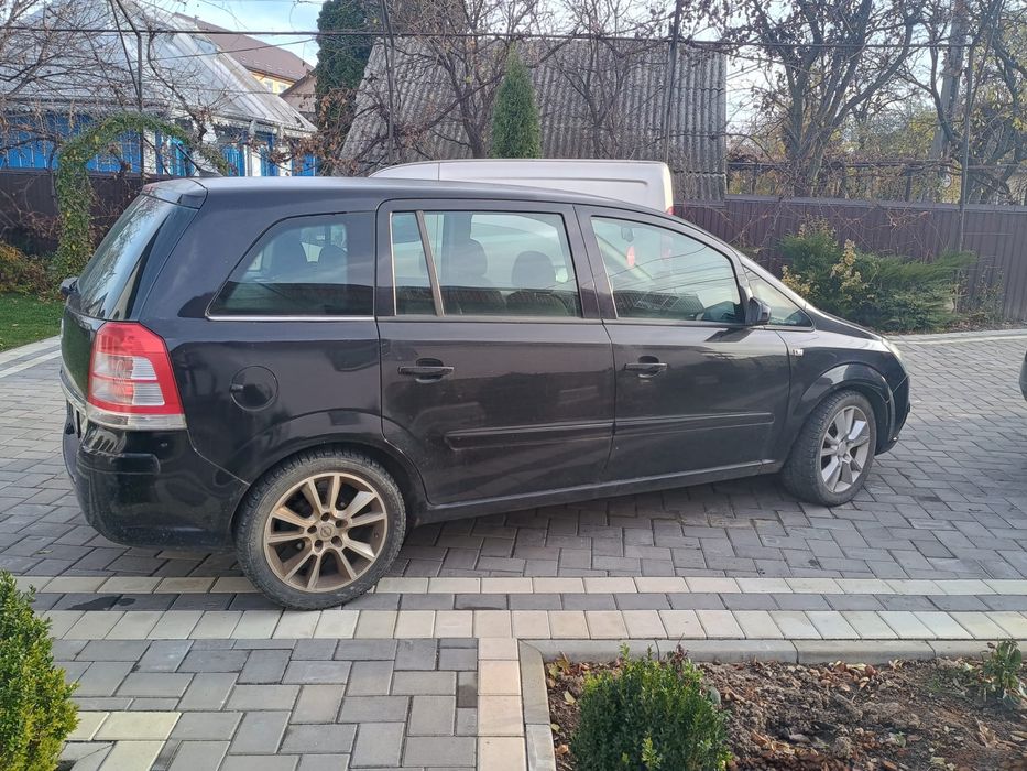 Opel Zafira 1.9 diesel an 2007